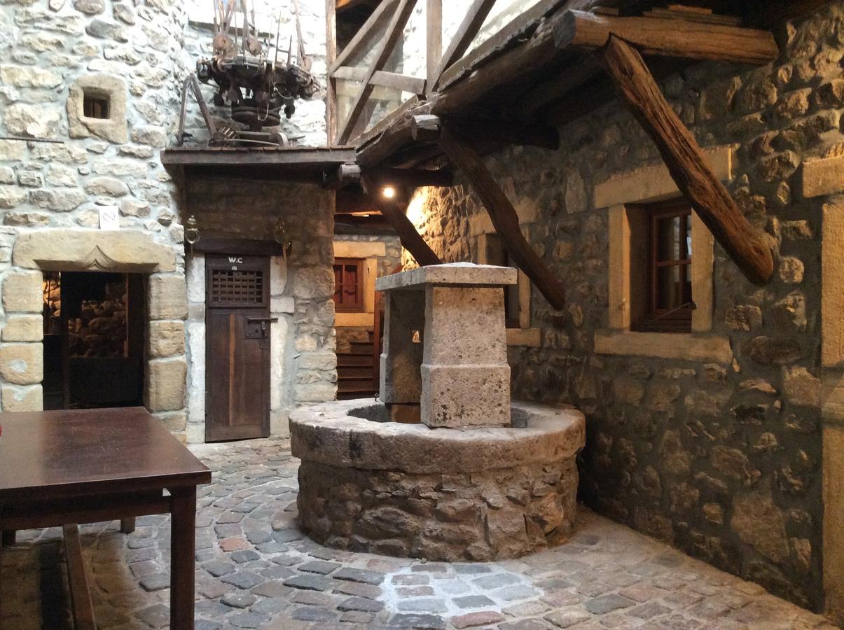 Aux Prisons De Montagny Bed & Breakfast Montagny  Exterior photo